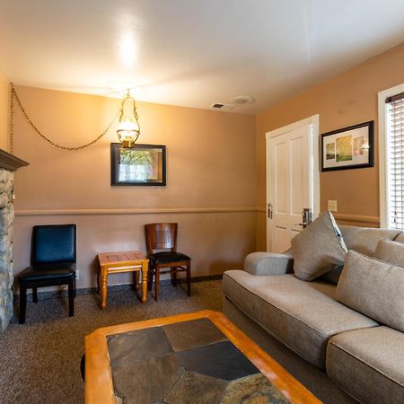 Saddleback Inn At Lake Arrowhead Buitenkant foto